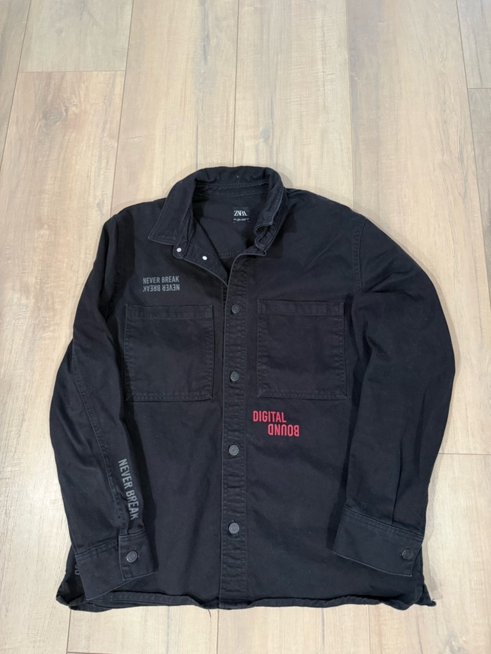 Zara Black Men's Button-Up Jacket with Red 'Digital Bound' Print